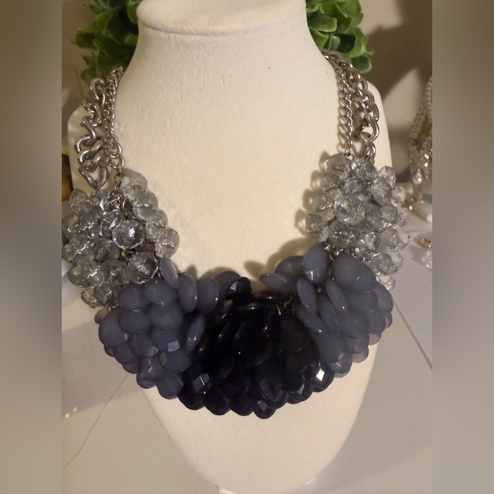 Elegant Silver and Gray Statement Necklace